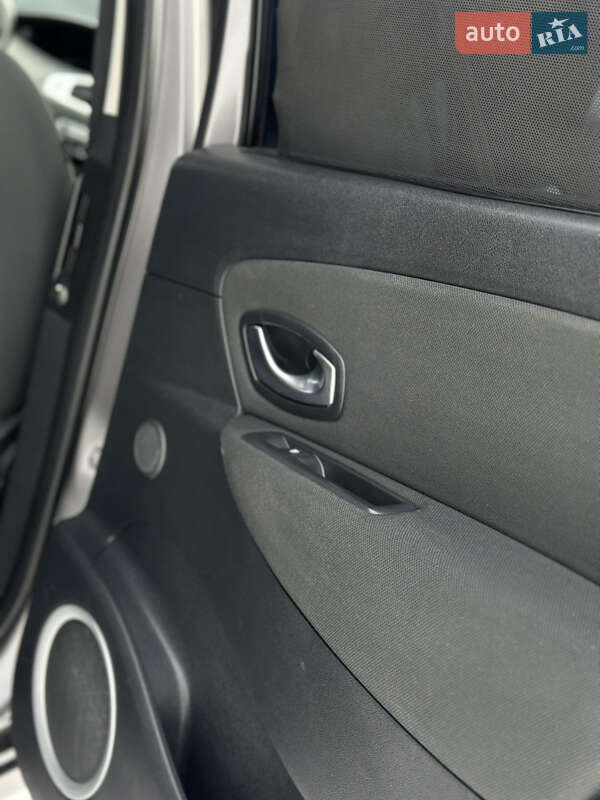 Минивэн Renault Scenic 2009 в Дрогобыче