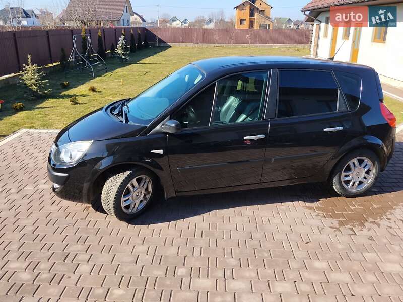 Минивэн Renault Scenic 2008 в Стрые