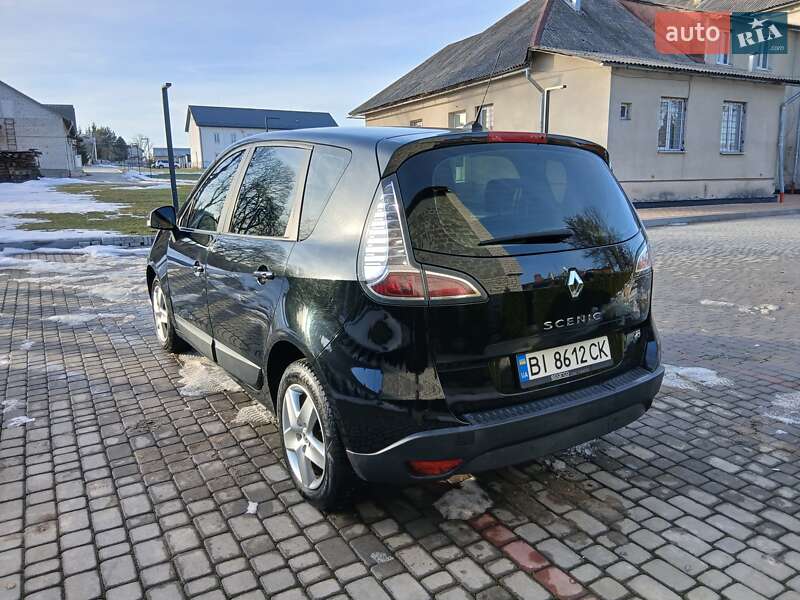Мінівен Renault Scenic 2013 в Івано-Франково