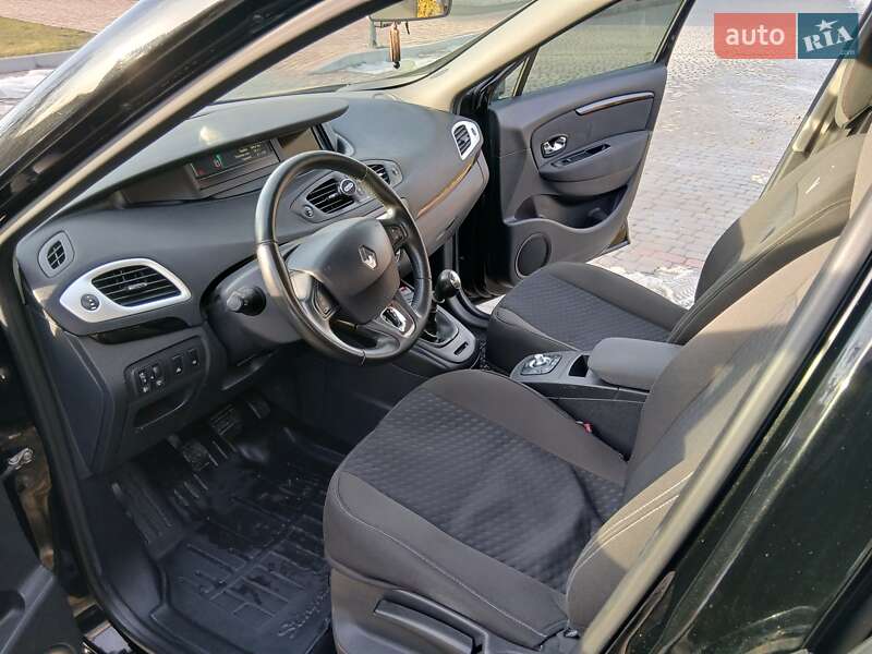 Мінівен Renault Scenic 2013 в Івано-Франково