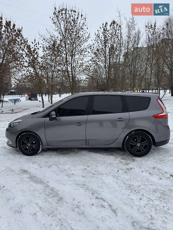 Минивэн Renault Scenic 2014 в Белогорье фото 11 Минивэн Renault Scenic 2014 в Белогорье