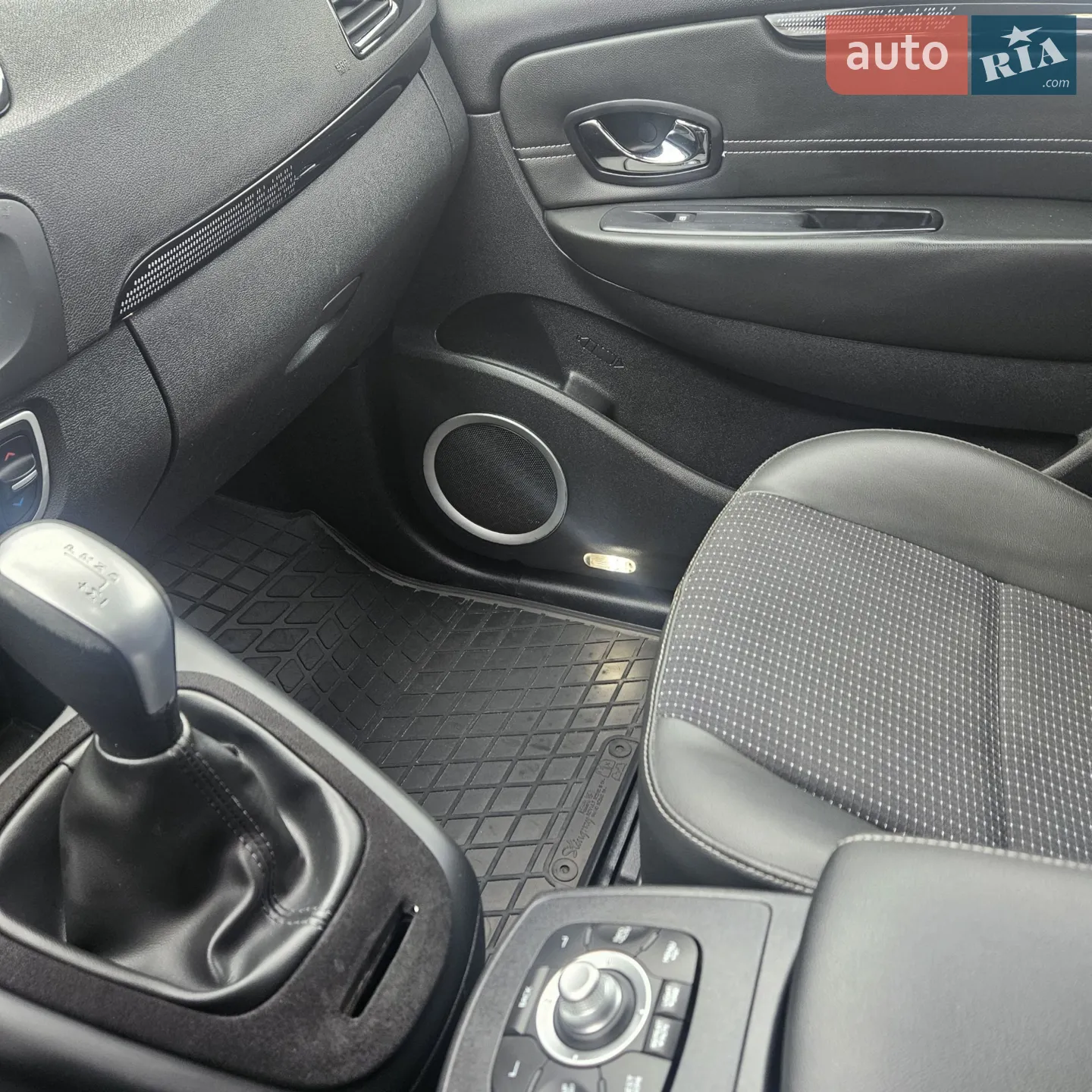 2012 Renault Scenic - мініатюра 9
