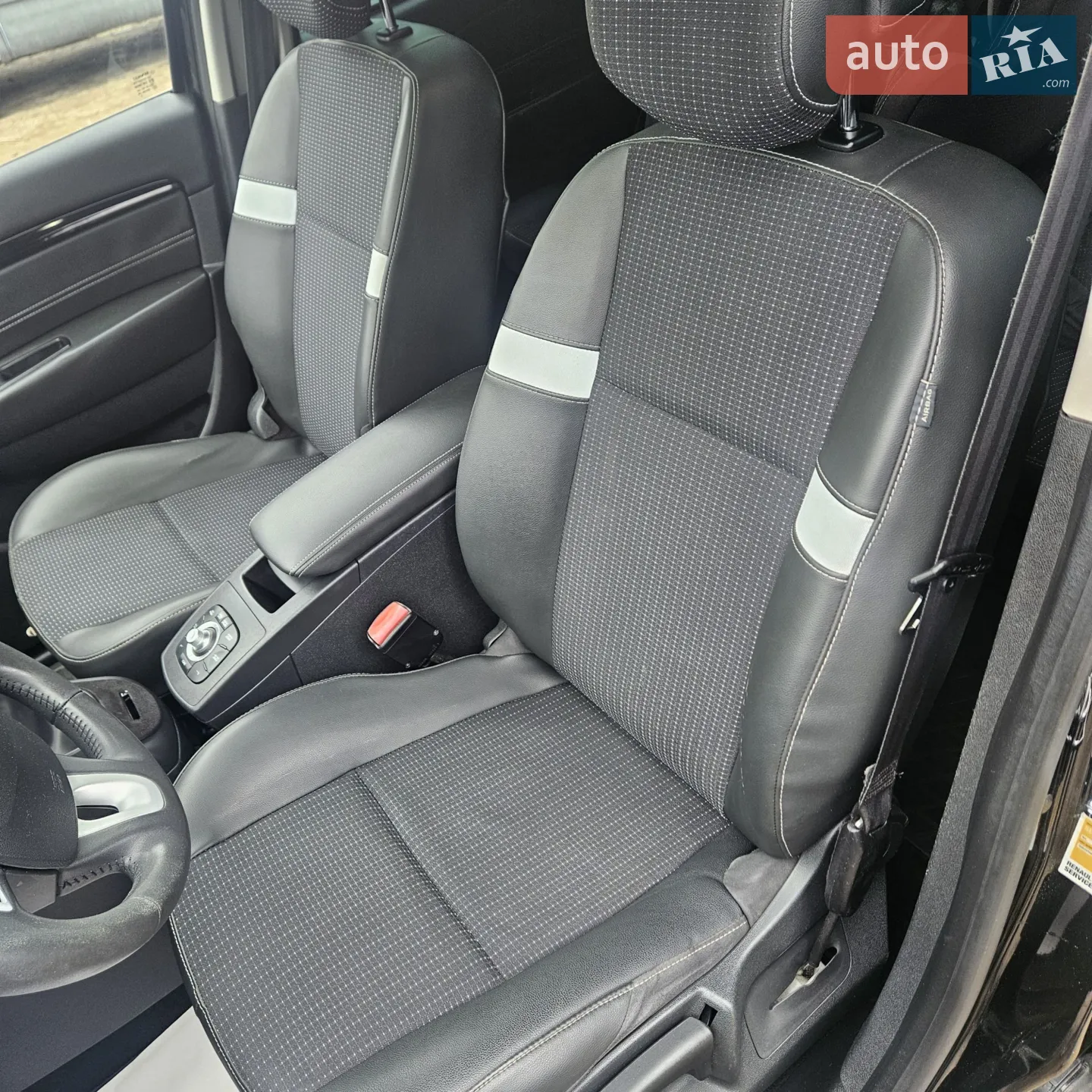 2012 Renault Scenic - мініатюра 12