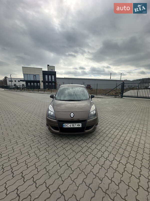 Минивэн Renault Scenic 2010 в Львове