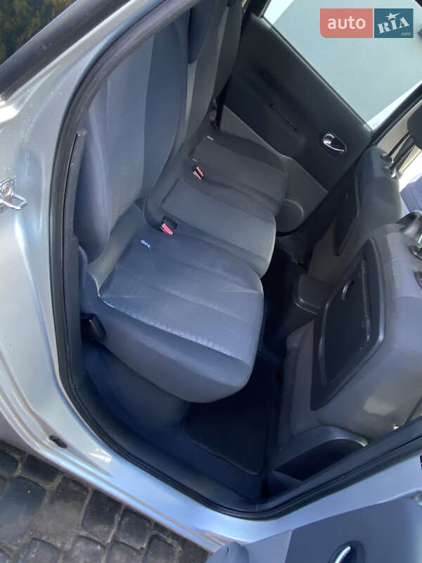 Минивэн Renault Scenic 2008 в Любомле