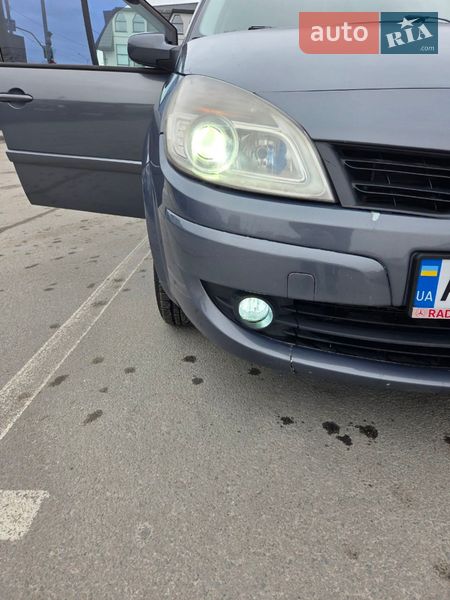 Минивэн Renault Scenic 2006 в Белой Церкви
