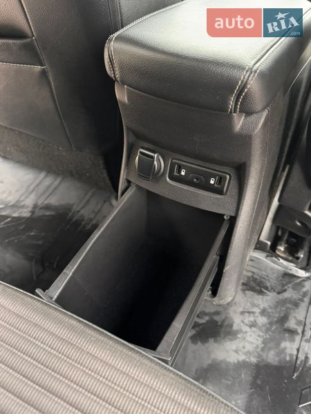 Минивэн Renault Scenic 2017 в Киеве