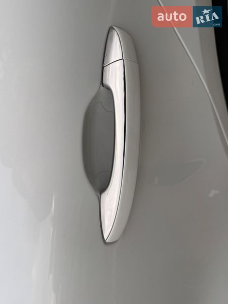 Минивэн Renault Scenic 2017 в Киеве