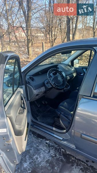 Мінівен Renault Scenic 2006 в Рівному