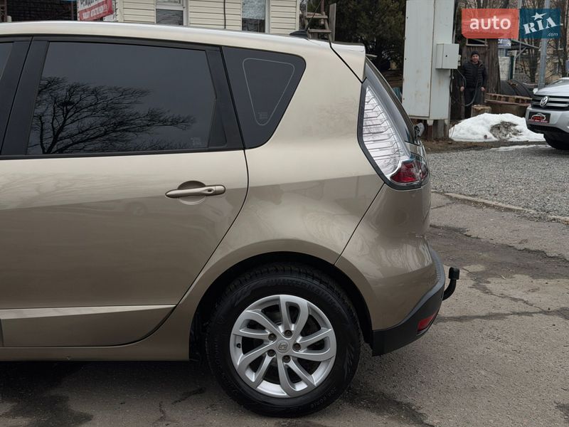 Минивэн Renault Scenic 2014 в Полтаве