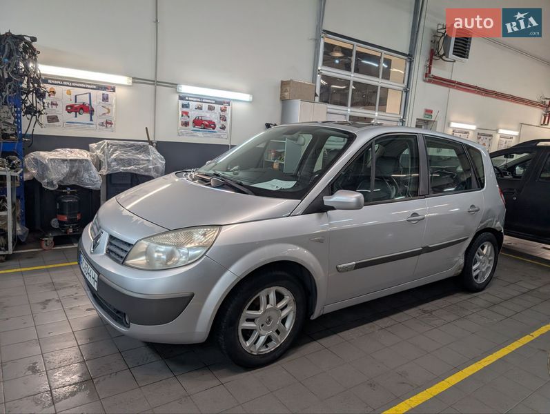 Минивэн Renault Scenic 2005 в Луцке