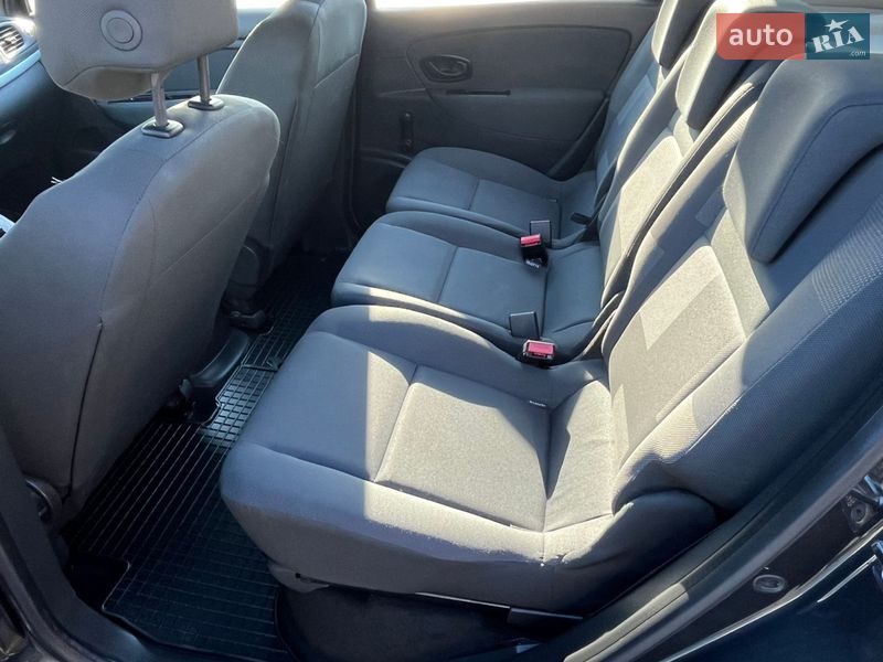 Минивэн Renault Scenic 2011 в Виннице