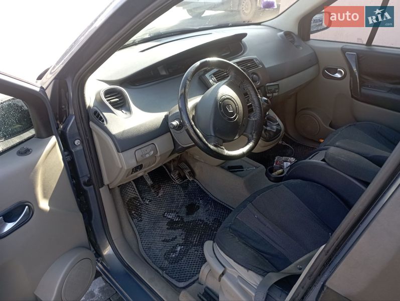 Минивэн Renault Scenic 2006 в Бродах