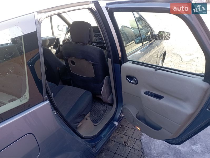 Минивэн Renault Scenic 2006 в Бродах