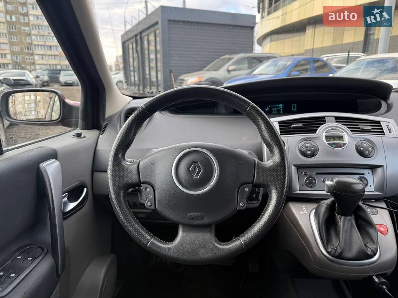 Минивэн Renault Scenic 2006 в Киеве