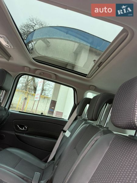 Минивэн Renault Scenic 2012 в Запорожье