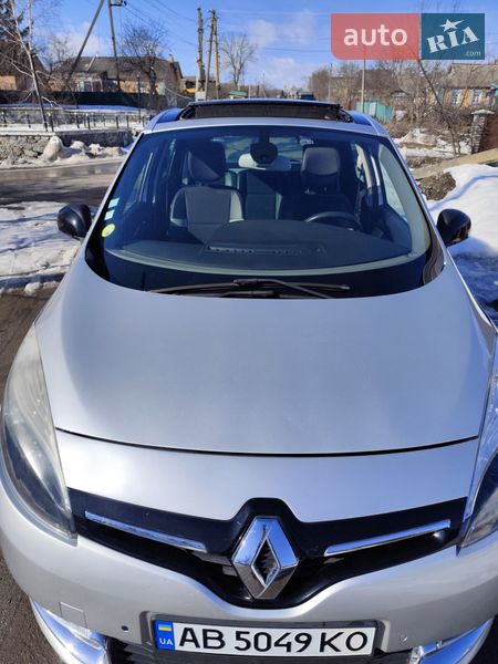 Минивэн Renault Scenic 2012 в Казатине