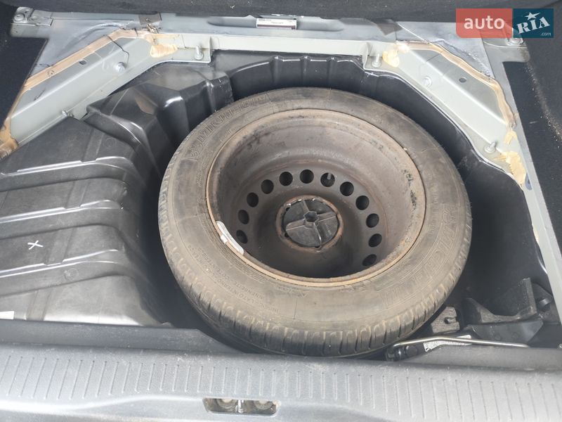 Минивэн Renault Scenic 2012 в Казатине