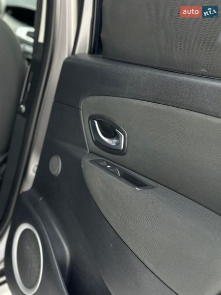 Минивэн Renault Scenic 2009 в Дрогобыче