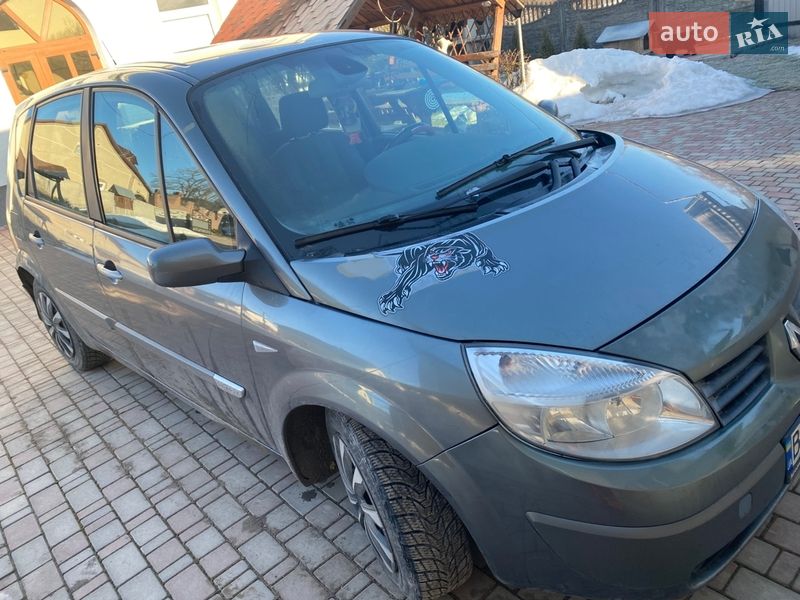 Минивэн Renault Scenic 2003 в Хоросткове