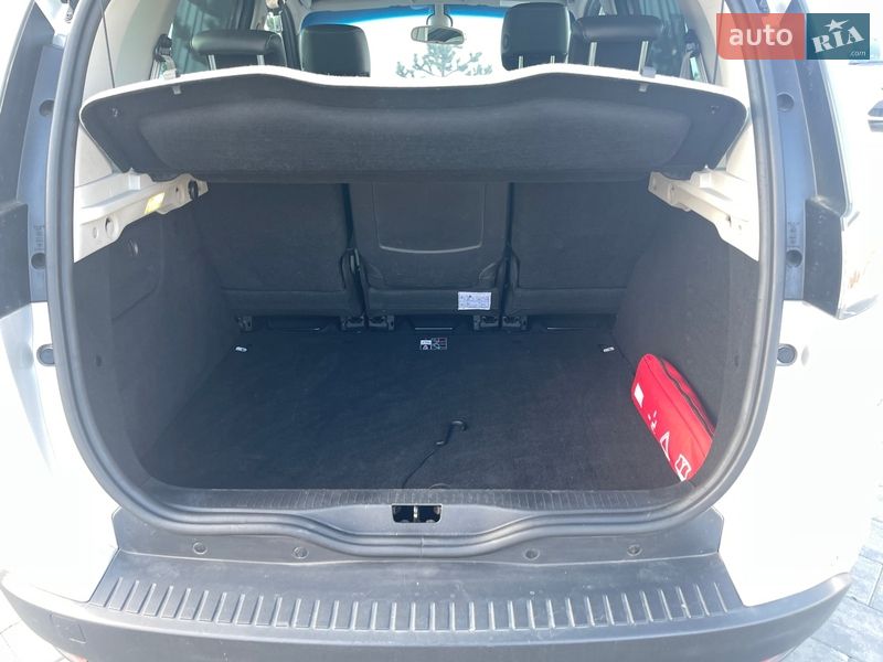 Минивэн Renault Scenic 2014 в Луцке