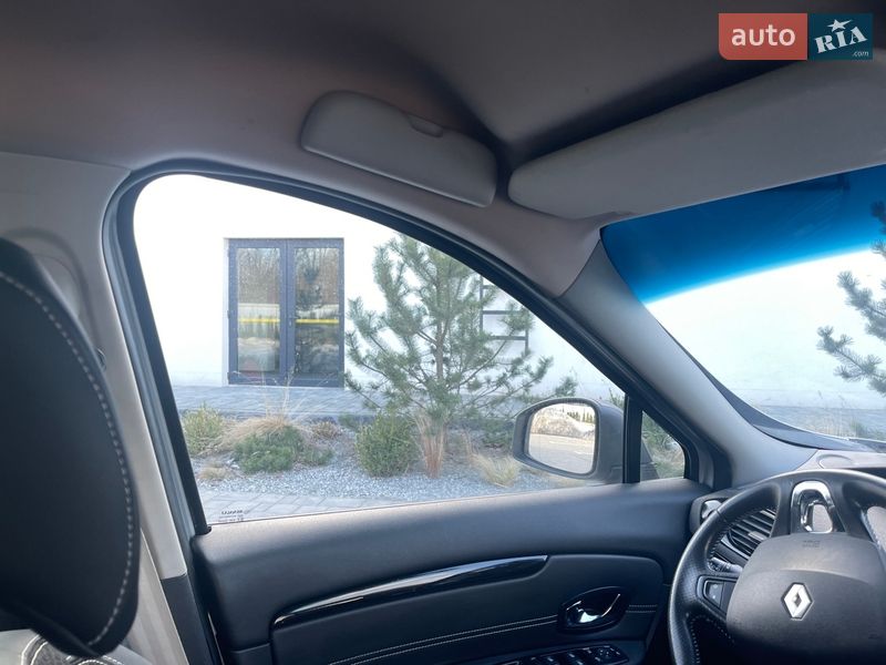 Минивэн Renault Scenic 2014 в Луцке