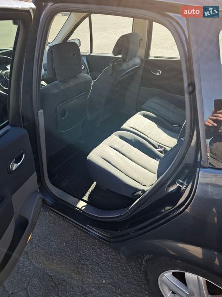 Минивэн Renault Scenic 2006 в Днепре