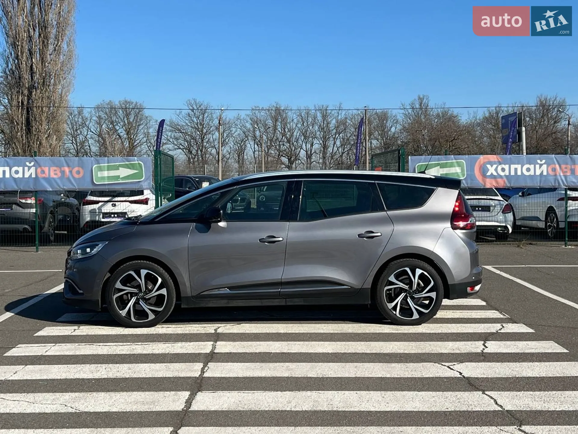 2019 Renault Scenic - мініатюра 9