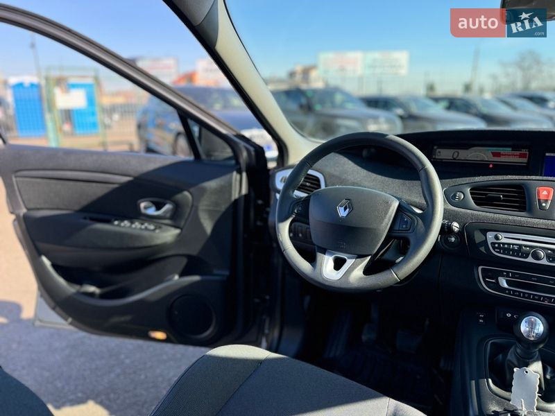 Мінівен Renault Scenic 2010 в Києві