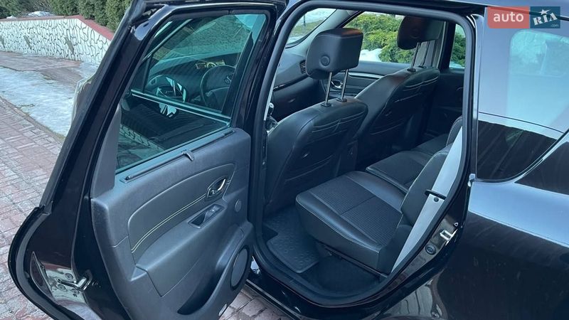 Минивэн Renault Scenic 2013 в Киеве