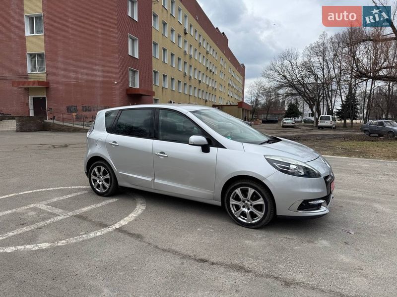 Минивэн Renault Scenic 2013 в Днепре
