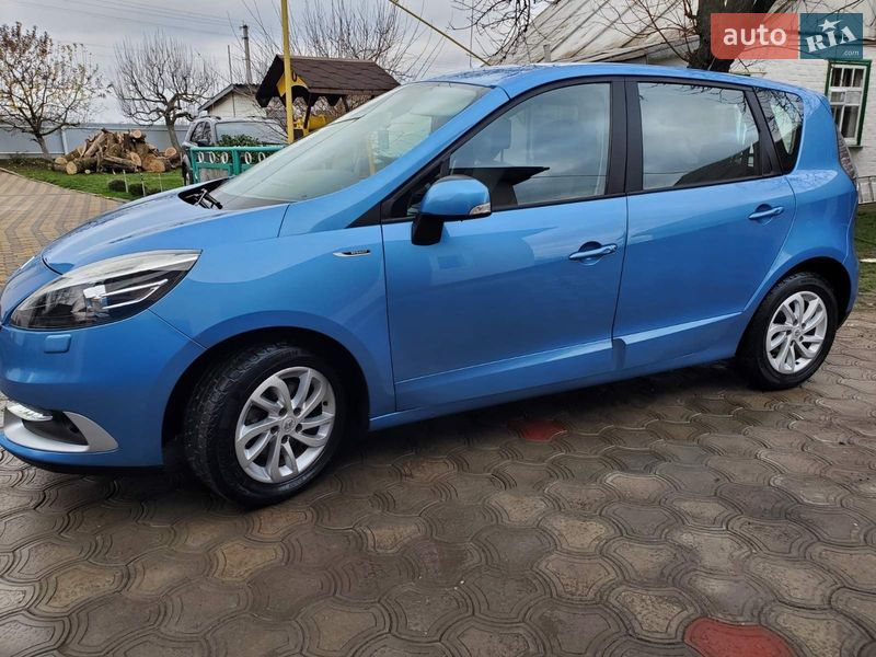 Минивэн Renault Scenic 2013 в Монастырище