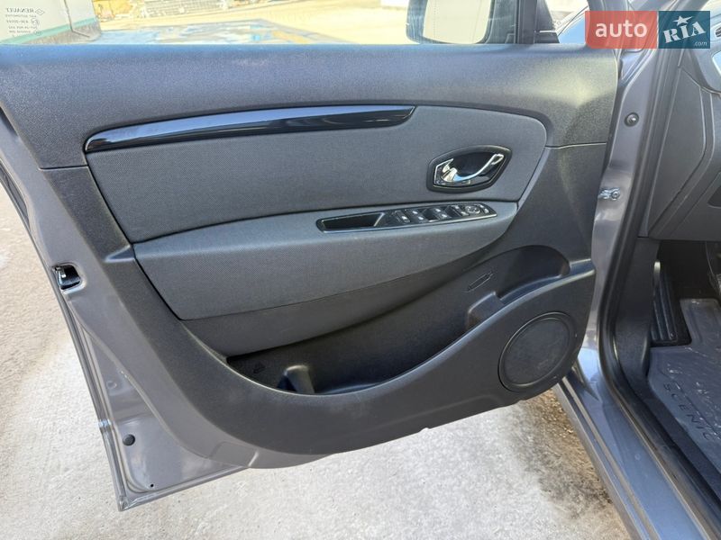 Минивэн Renault Scenic 2013 в Виннице