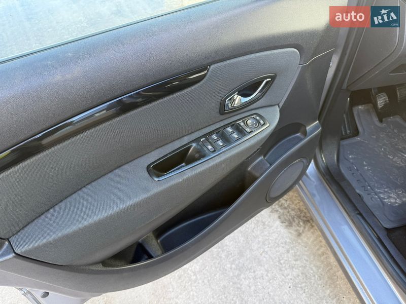 Минивэн Renault Scenic 2013 в Виннице