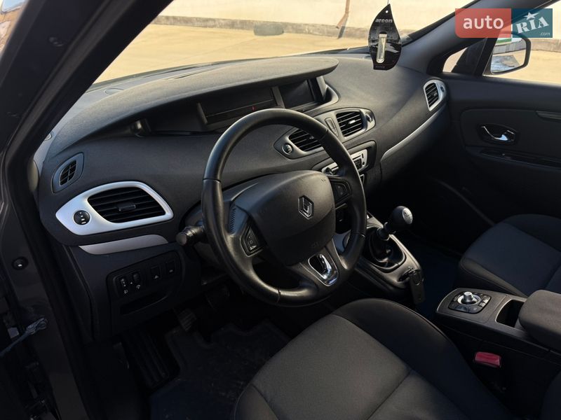Минивэн Renault Scenic 2013 в Виннице