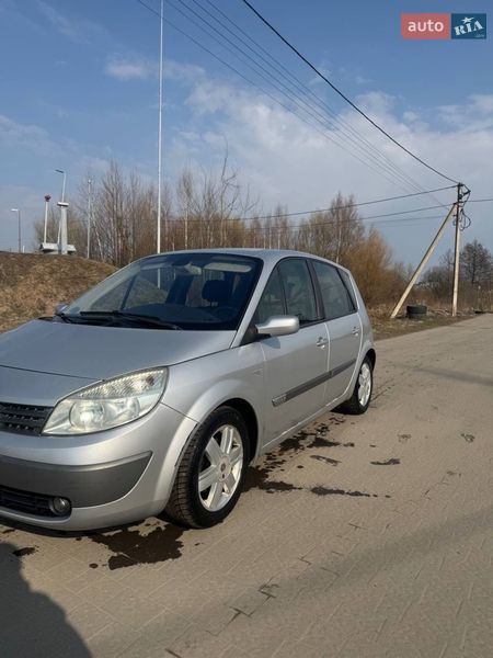 Минивэн Renault Scenic 2005 в Ратным