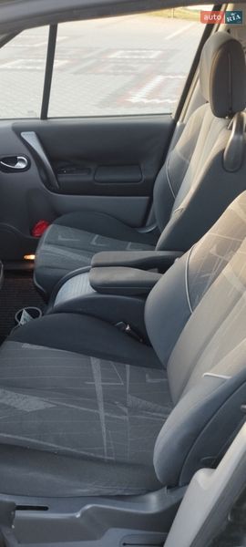 Мінівен Renault Scenic 2004 в Теофіполі