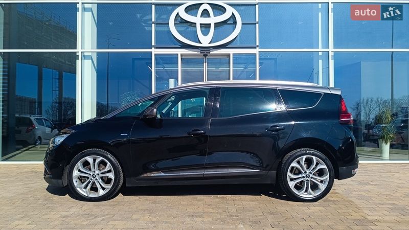 Минивэн Renault Scenic 2017 в Киеве