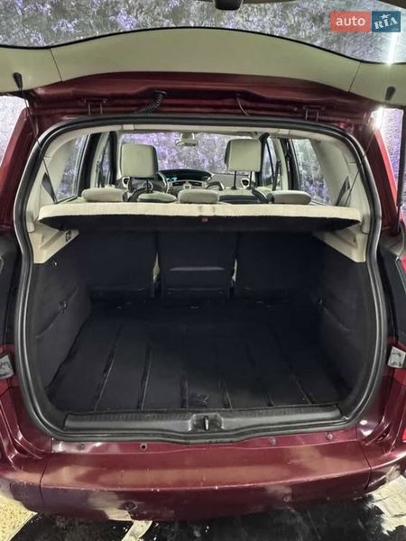 Минивэн Renault Scenic 2008 в Ровно