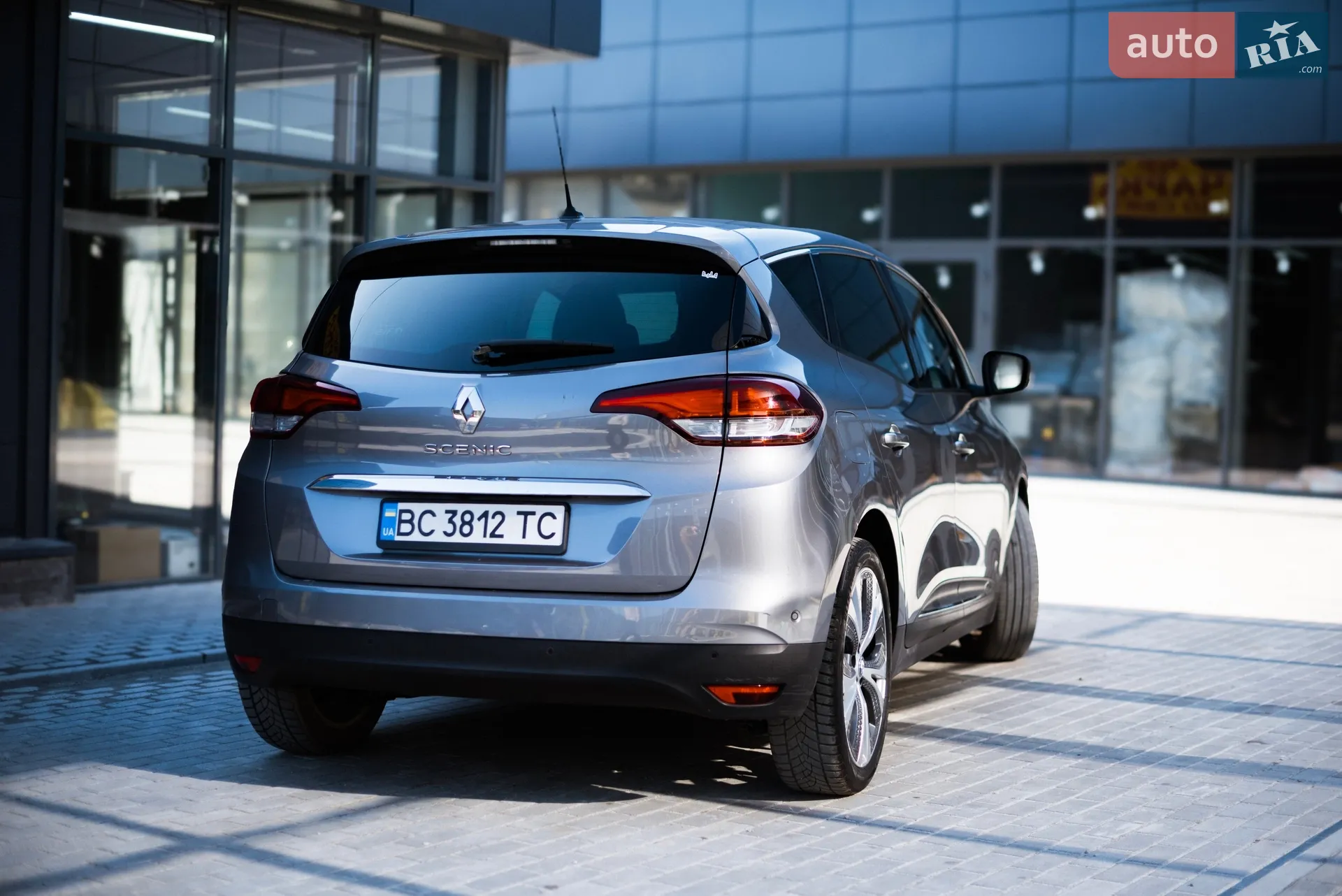 2017 Renault Scenic - мініатюра 12