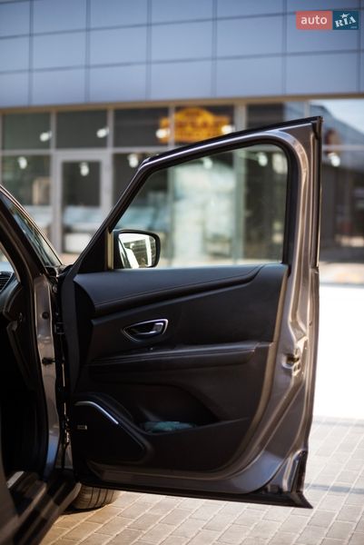 Минивэн Renault Scenic 2017 в Золочеве