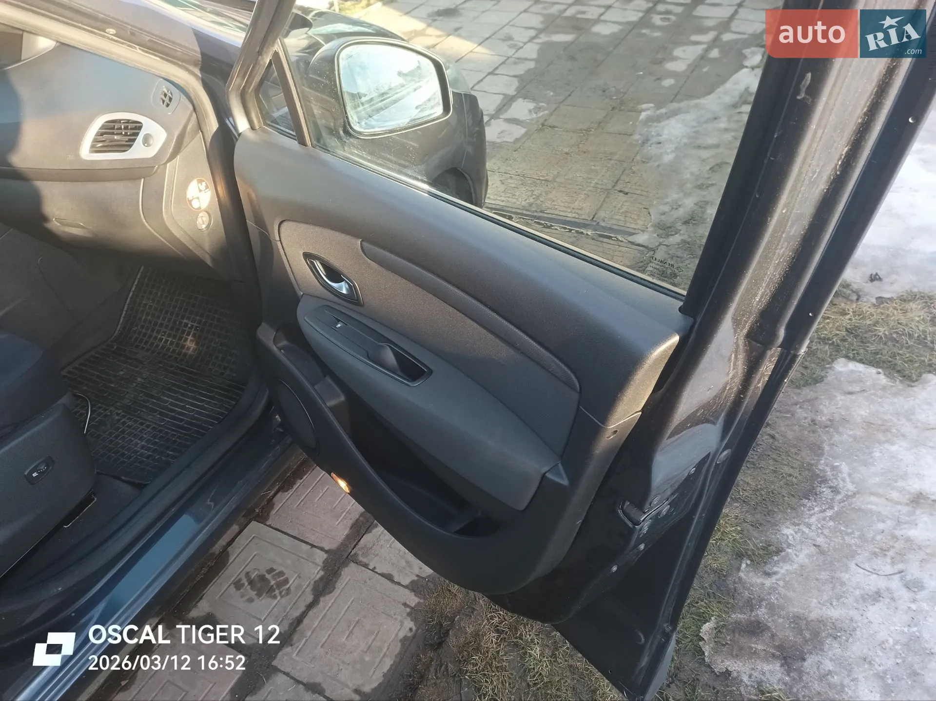 2010 Renault Scenic - мініатюра 8