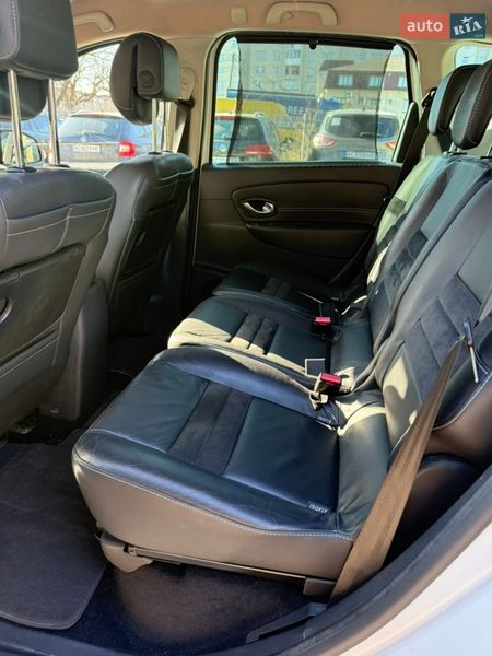 Минивэн Renault Scenic 2013 в Луцке