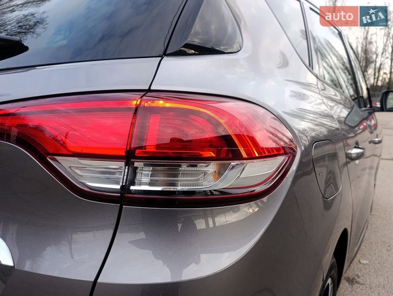 Минивэн Renault Scenic 2019 в Житомире