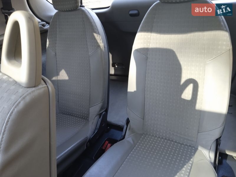 Минивэн Renault Scenic 2003 в Славуте