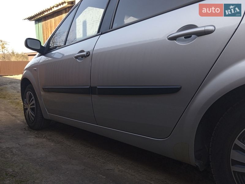 Мінівен Renault Scenic 2005 в Славуті