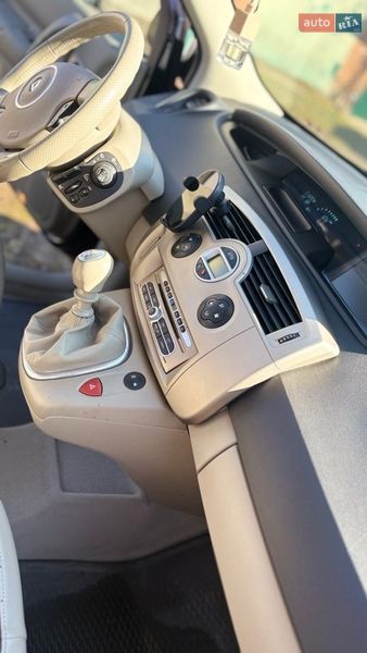 Минивэн Renault Scenic 2007 в Виннице