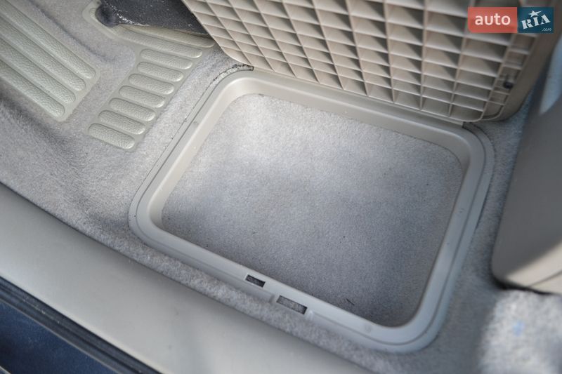 Минивэн Renault Scenic 2006 в Ровно фото 35 Минивэн Renault Scenic 2006 в Ровно