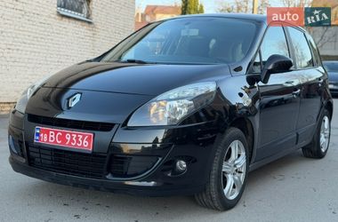 Мінівен Renault Scenic 2010 в Рівному