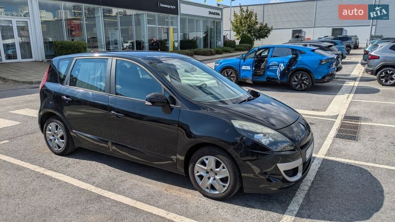 Renault Scenic 2011